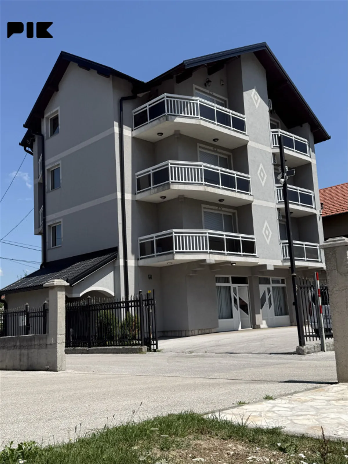 Stambeno poslovni objekat, Ilidža